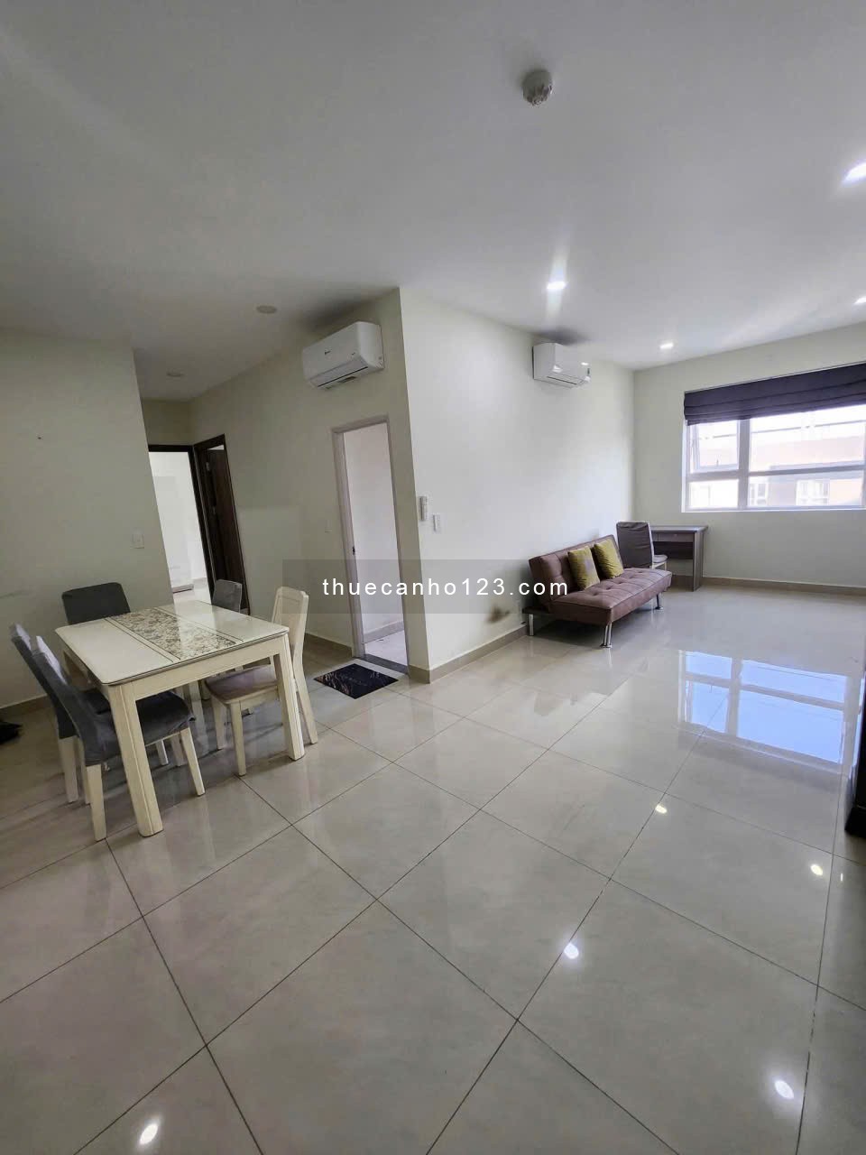 Chung cư Central, Phạm Văn HAi, TB: 2p ngủ, căn góc, 12,5tr/th - Ảnh 1