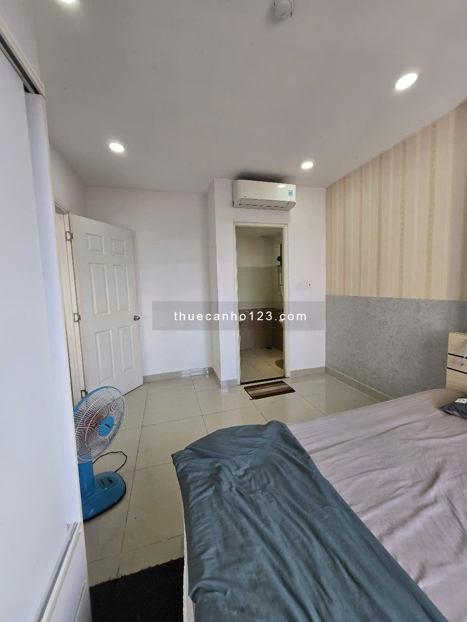 Cho thuê chung cư Đạt Gia căn góc bìa 3 phòng ngủ 2WC full đầy đủ nội thất giá 10tr - Ảnh 4