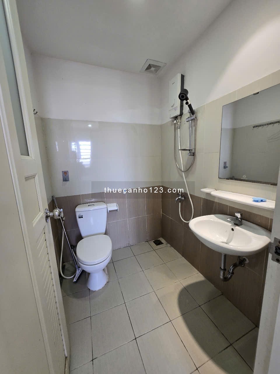 Cho thuê chung cư Đạt Gia căn góc bìa 3 phòng ngủ 2WC full đầy đủ nội thất giá 10tr - Giao nhà 1/10 - Ảnh 6
