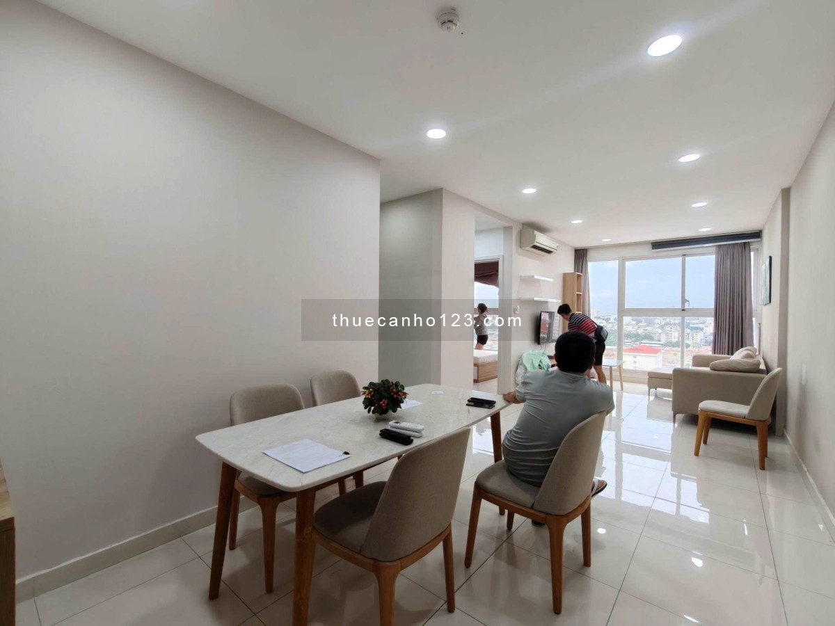 Central Plaza- Full NT, nhà mới, 2PN, Giá 14 triêu/th, 73m2 đang trống sẵn. - Ảnh 1