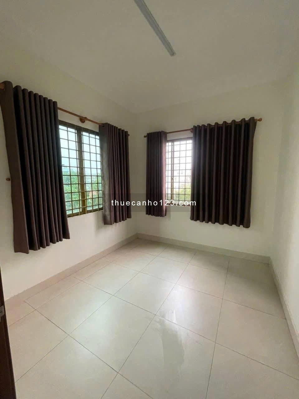 Chung cư Trường Sa-Quận 3, Ko Nội Thất, ban công 2PN, 85m2, giá 10tr/th - Ảnh 3