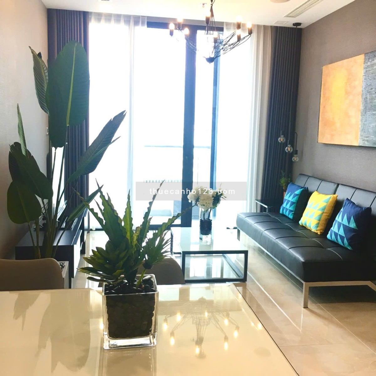 Cho thuê căn hộ tại chung cư Vinhomes Golden River Bason DT 50m2, 1N1VS, FULL NT, chỉ 22 triệu/tháng - Ảnh 1