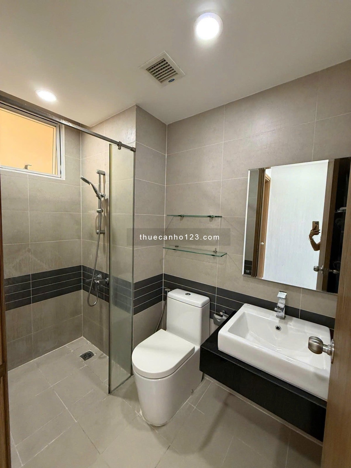 Cho thuê chung cư Cộng Hòa Plaza DT 77m2, đủ đồ NT, 2PN , giá 14 triệu/tháng - Ảnh 3
