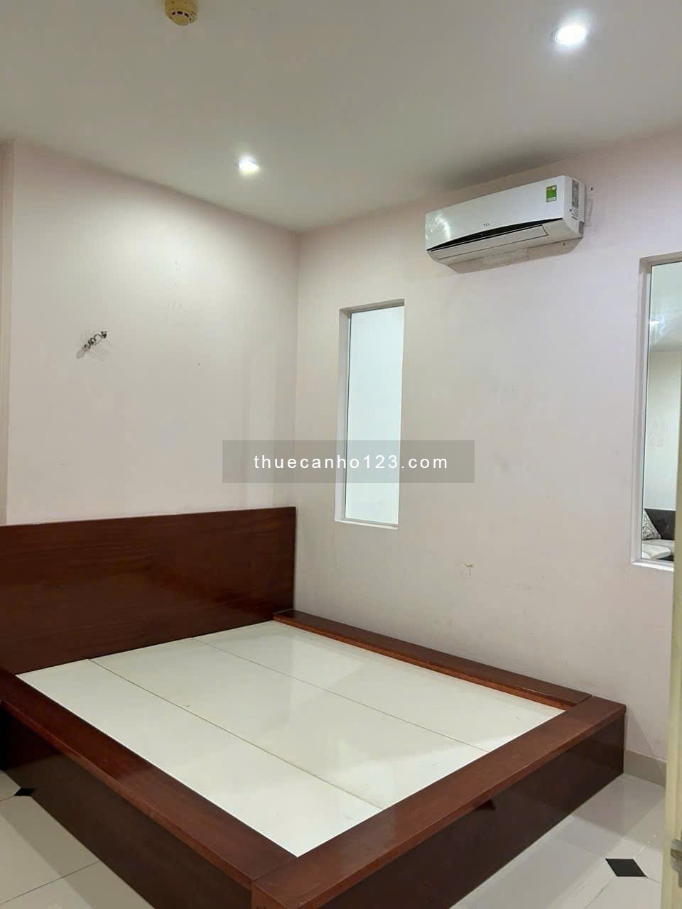 Cho thuê căn hộ 100m2, 3PN, đủ NT tại chung cư Bàu Cát II chỉ 12,5 triệu/tháng - Ảnh 4