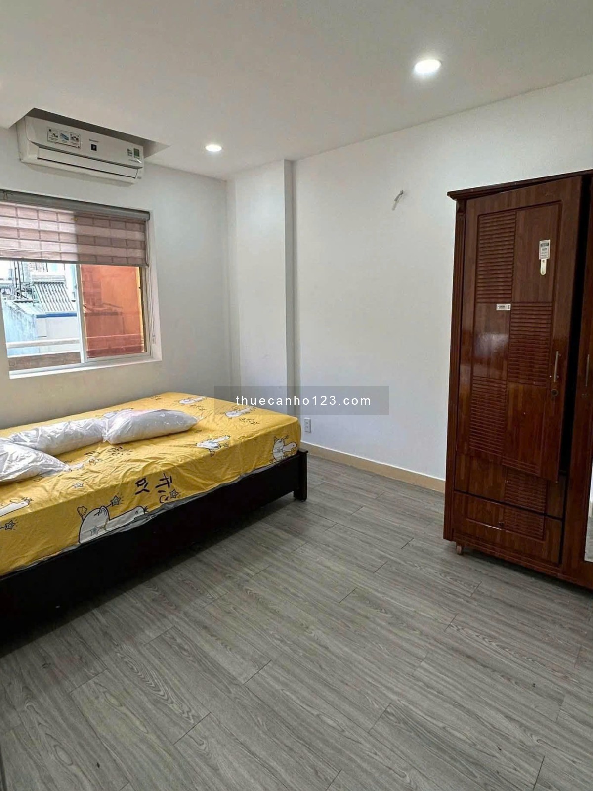 Cho thuê chung cư Hoàng Sa Quận 3 DT 62m2, giá 9.5 tr/th+ 1PN,1 WC, trống nội thất - Ảnh 3