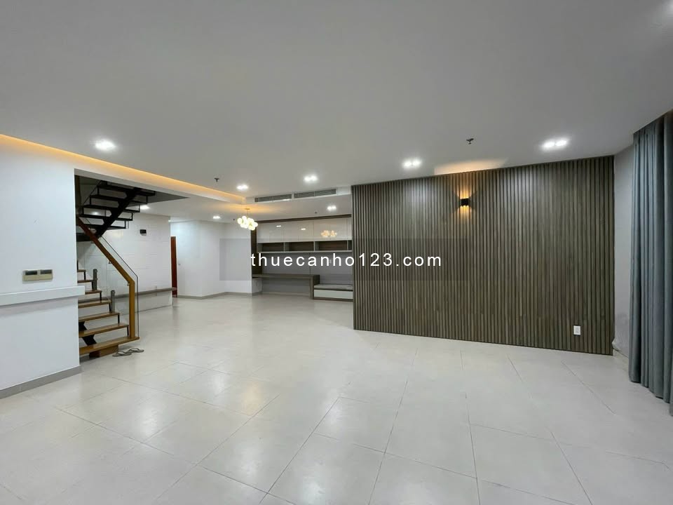 Cho thuê căn Duplex cao cấp tại chung cư Sky Center, Phổ Quang DT 195m2, 3PN giá 21 triệu/tháng - Ảnh 1