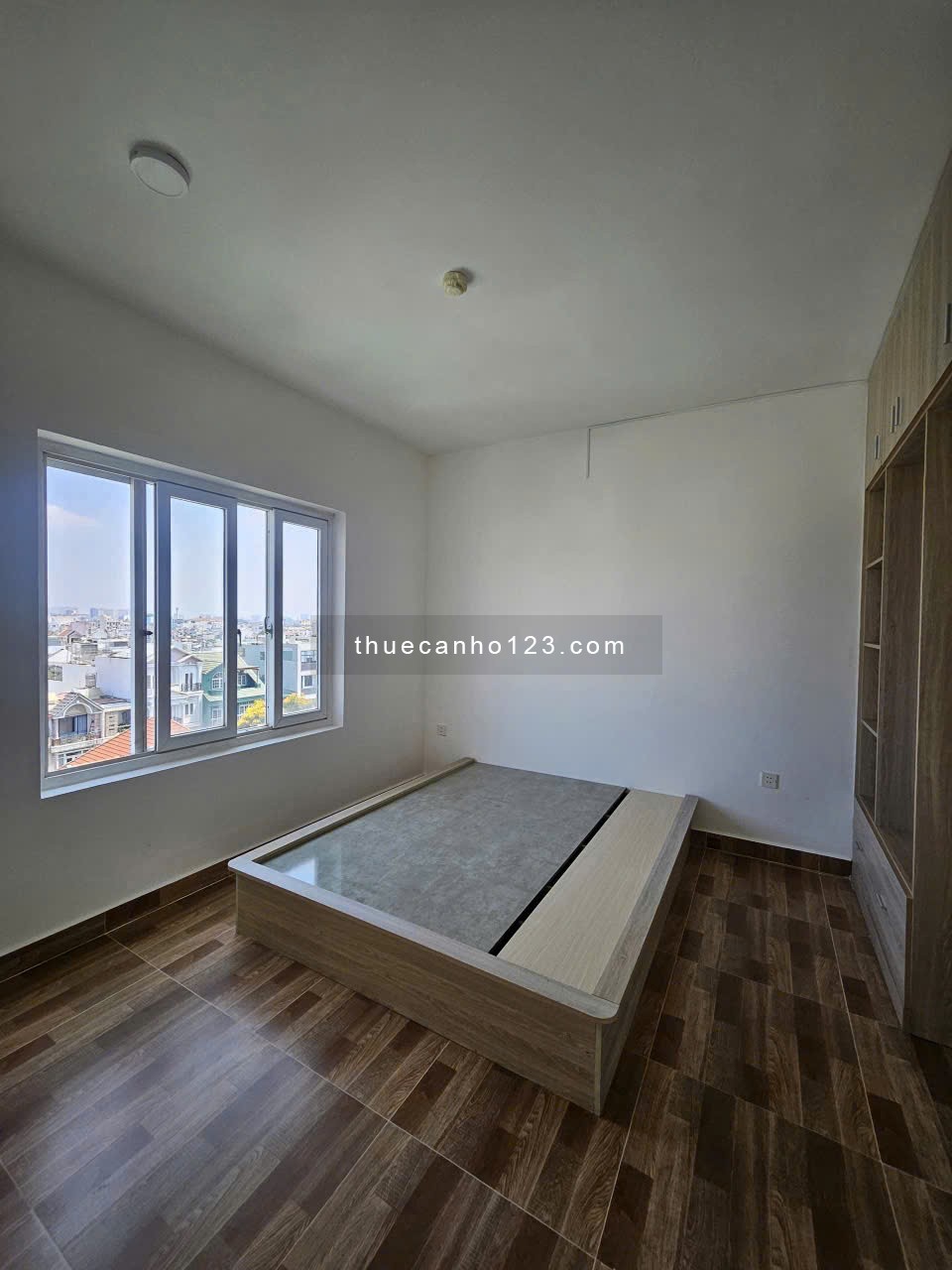CHung cư Nhiêu Tứ, Hoa Sứ, PN: 2PN, NTCB, 60m2, 10 triệu - Ảnh 3