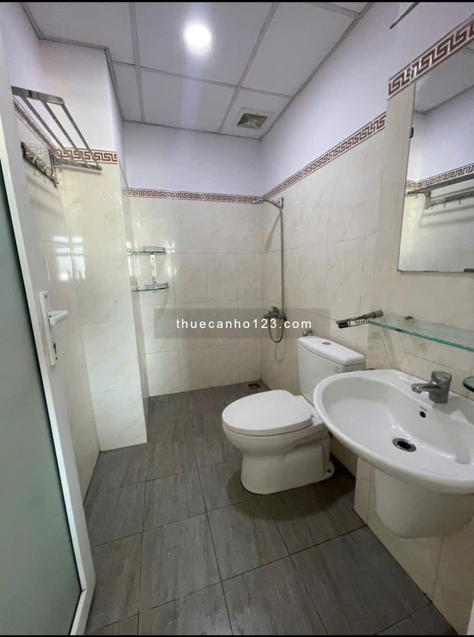 Chung cư Nguyễn Thượng Hiền, BT: 62m2, 2p ngủ, máy lạnh, 10,5triệu - Ảnh 3