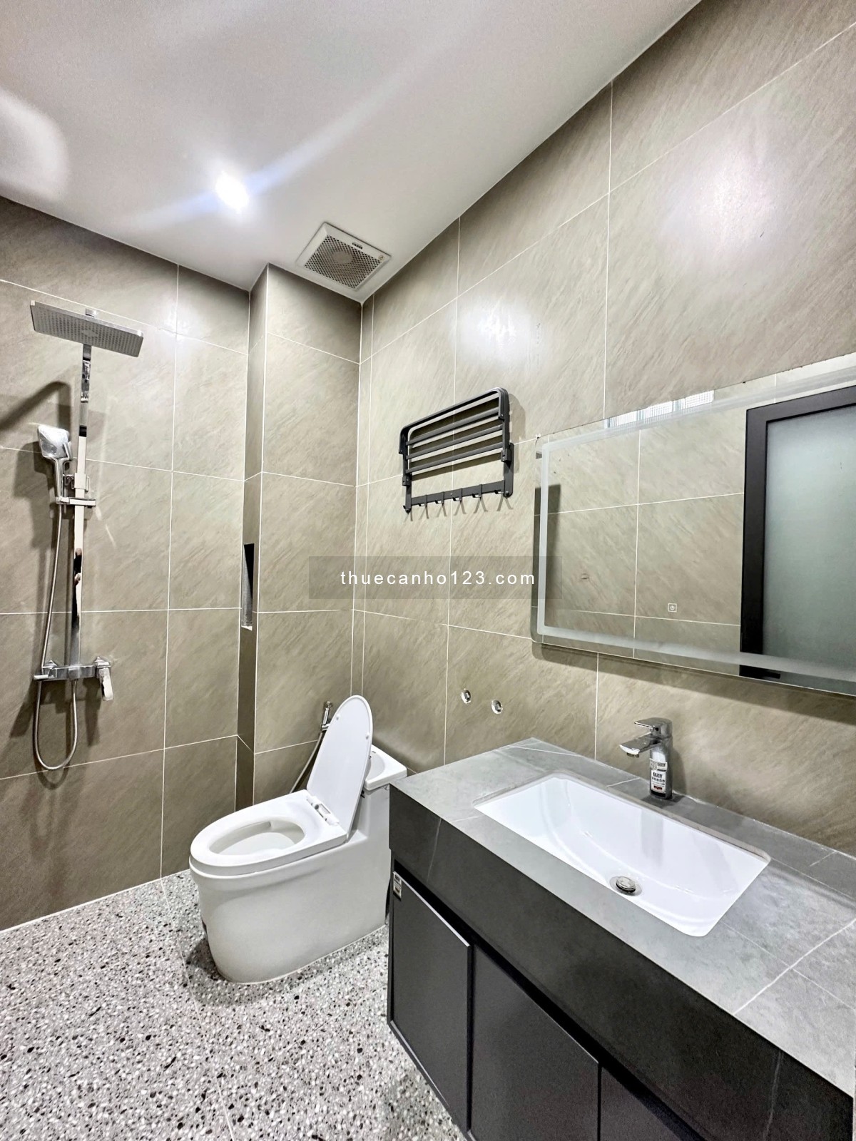 Cho thuê căn hộ ban công thoáng full nội thất Bùi Đình Tuý Bình Thạnh gần Chợ Bà Chiểu - Ảnh 10