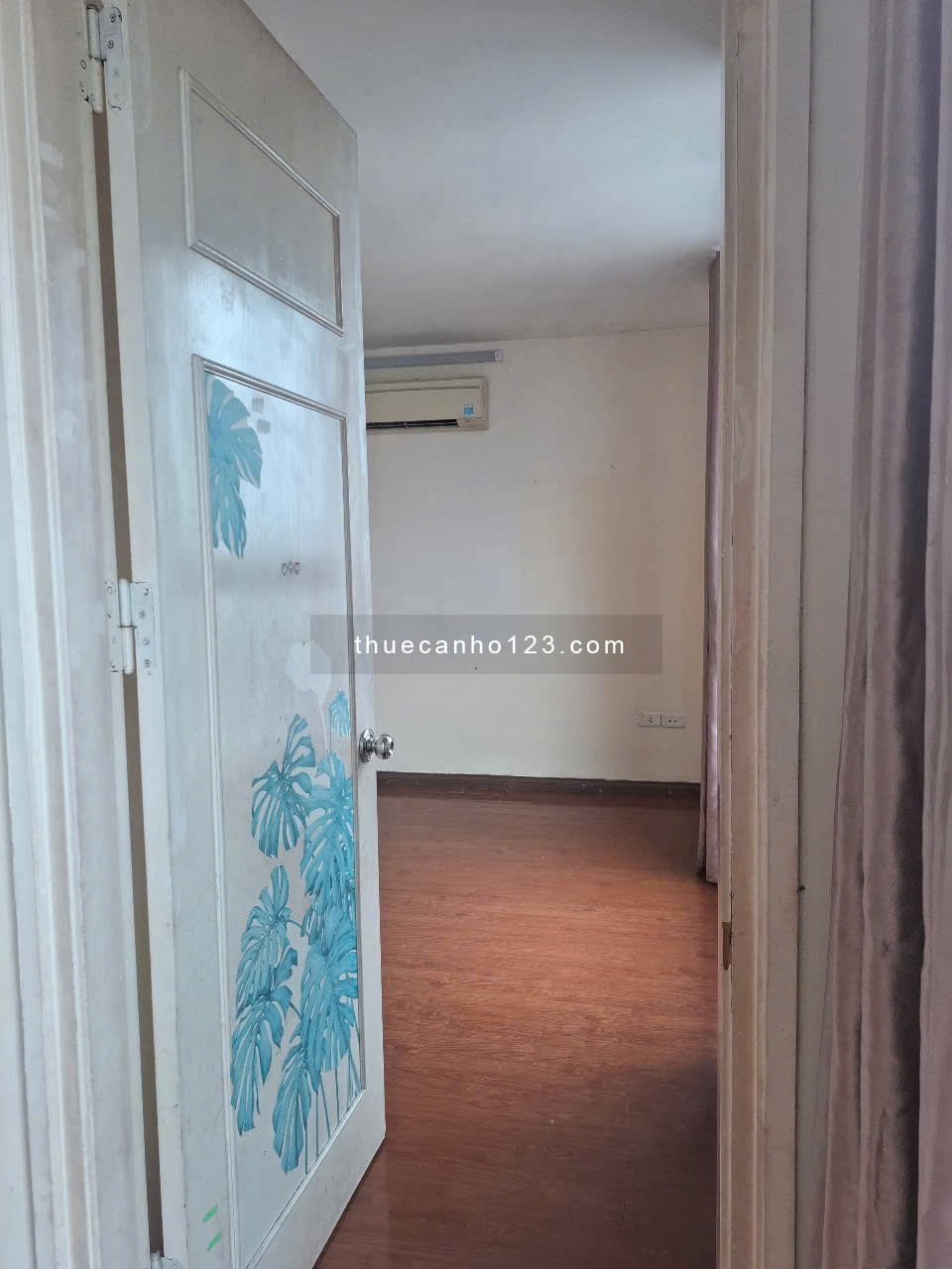 Căn hộ chung cư Fafilm đối diện Royal City 100m2, 3 PN, 2 WC giá chỉ 14 triệu - Ảnh 3