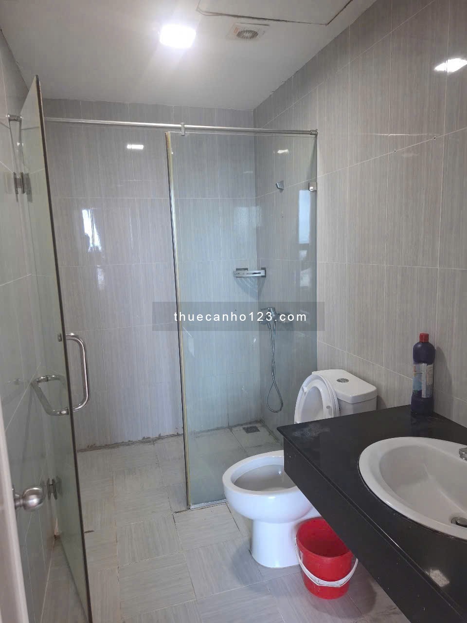 Căn hộ chung cư Fafilm đối diện Royal City 100m2, 3 PN, 2 WC giá chỉ 14 triệu - Ảnh 4
