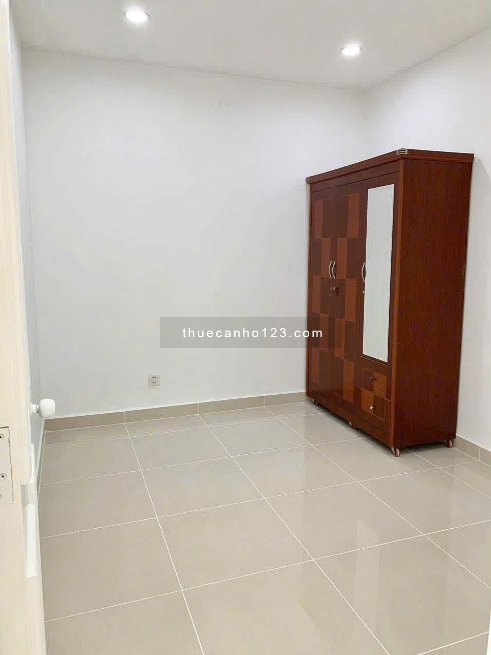 Căn hộ 2PN 65m2 NTCB tại chung cư Quân Khu 7 cho thuê giá 6,5 triệu cọc 1 tháng - Ảnh 4