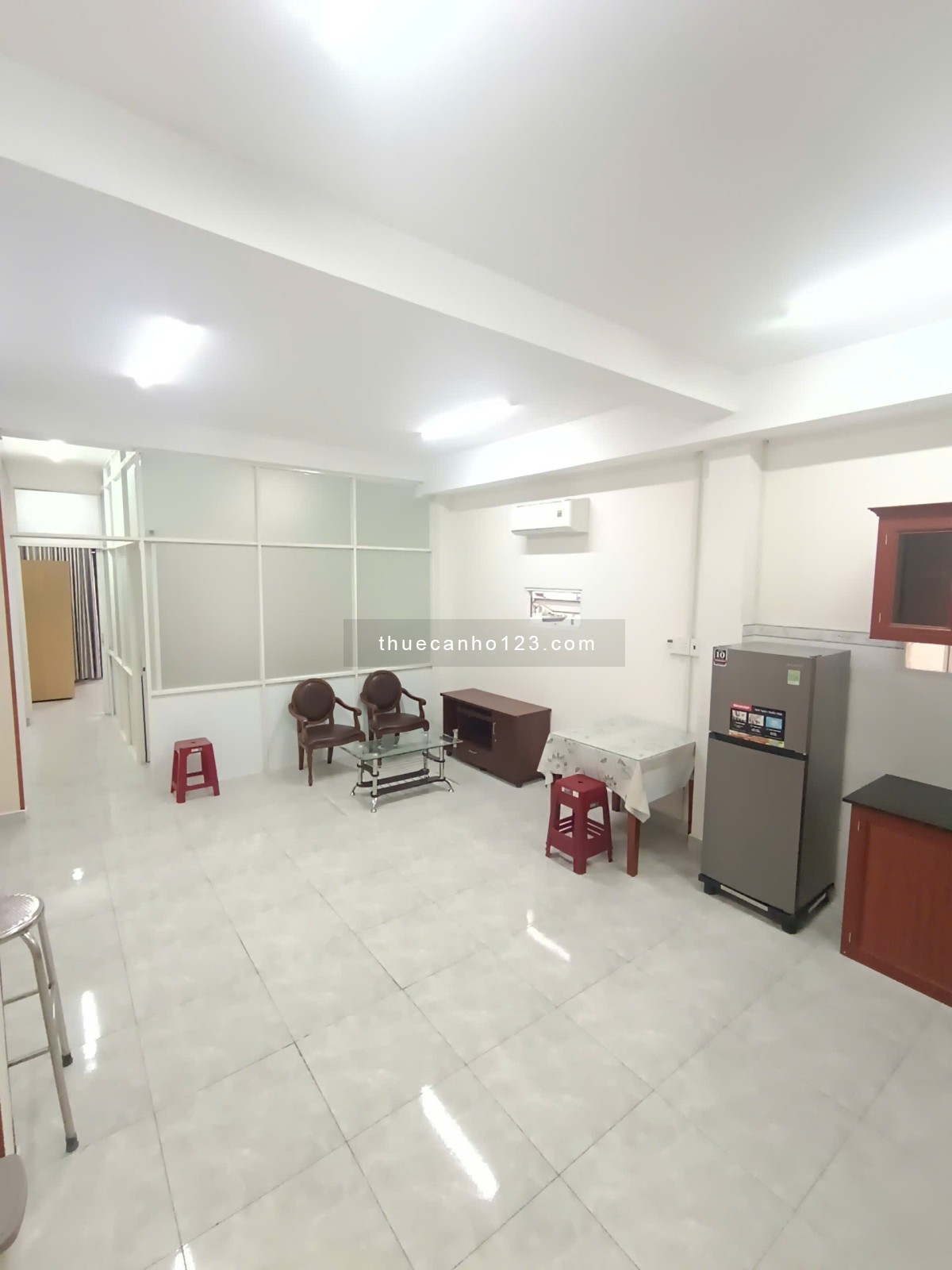 Căn Hộ 2PN 70m2 Mặt Tiền Cộng Hòa Đối Diện Sân Bay Giá Thương Lượng - Ảnh 1