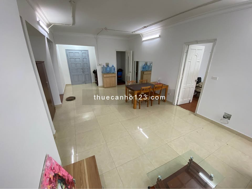 Cho thuê chung cư SGC Nguyễn Cửu Vân DT 74m2, 2PN, đủ nội thất, giá 12 triệu/tháng - Ảnh 1