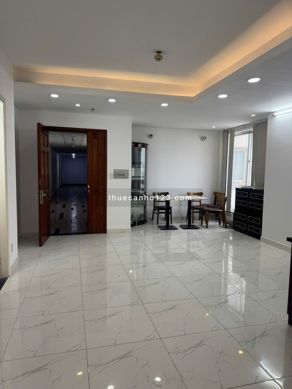 Cho thuê căn hộ Central Plaza 2 Phòng ngủ, NTCB Giá 14.5Tr/ tháng - Ảnh 1
