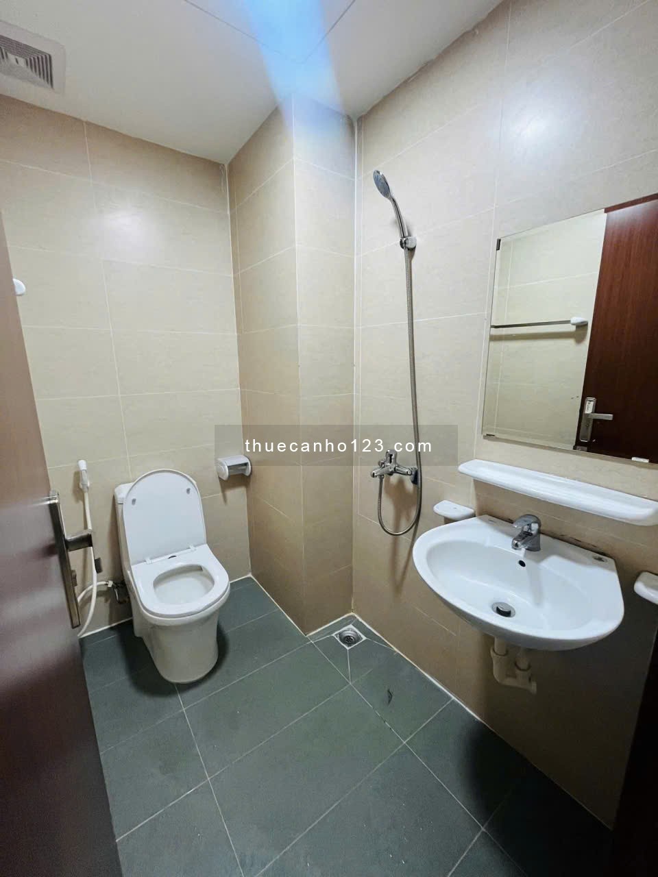 Cho thuê căn hộ 2PN DT 62m2 tại chung cư Đông Hải, Tô Ký, Q12 giá 6 triệu - Ảnh 7