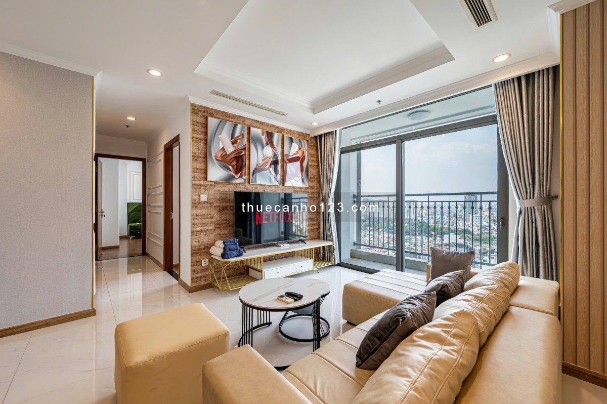 Cho thuê căn hộ Vinhomes Central Park, 3 phòng ngủ, nội thất cao cấp giá 32 triệu/tháng - Ảnh 1