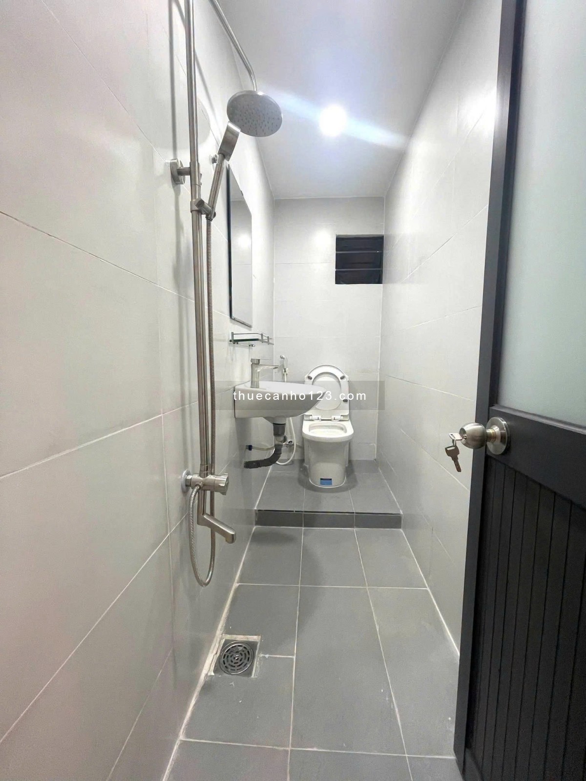 Cho thuê chung cư tại Trường Sa, DT 60m2, 1PN, có thang bộ, trống nội thất giá 9,5 triệu/tháng - Ảnh 2