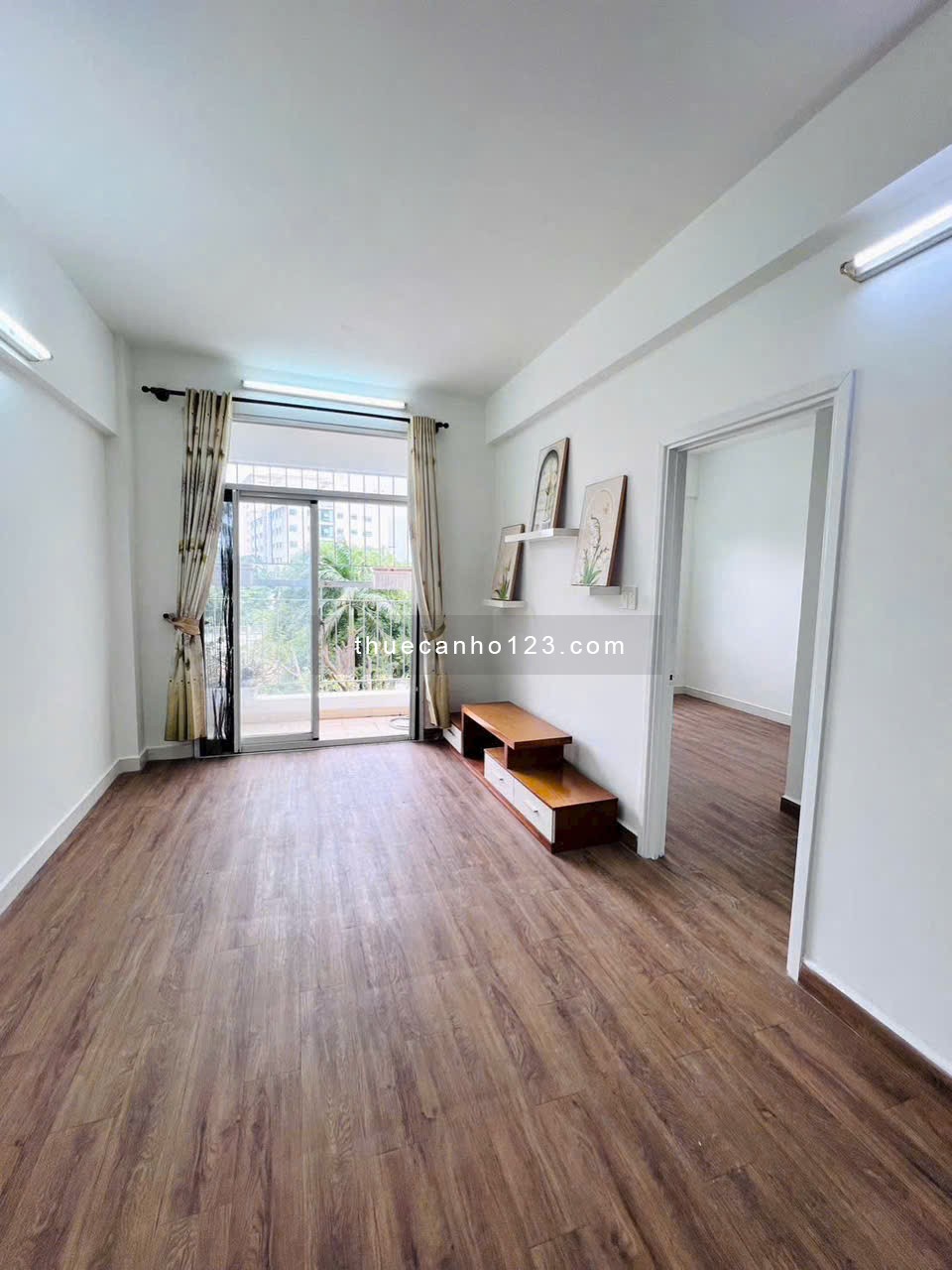 Cho thuê chung cư Quân Khu 7, Trung Mỹ Tây, Q12 full NT, DT 65m2, 2PN 2WC, giá 6,8 triệu/tháng - Ảnh 1