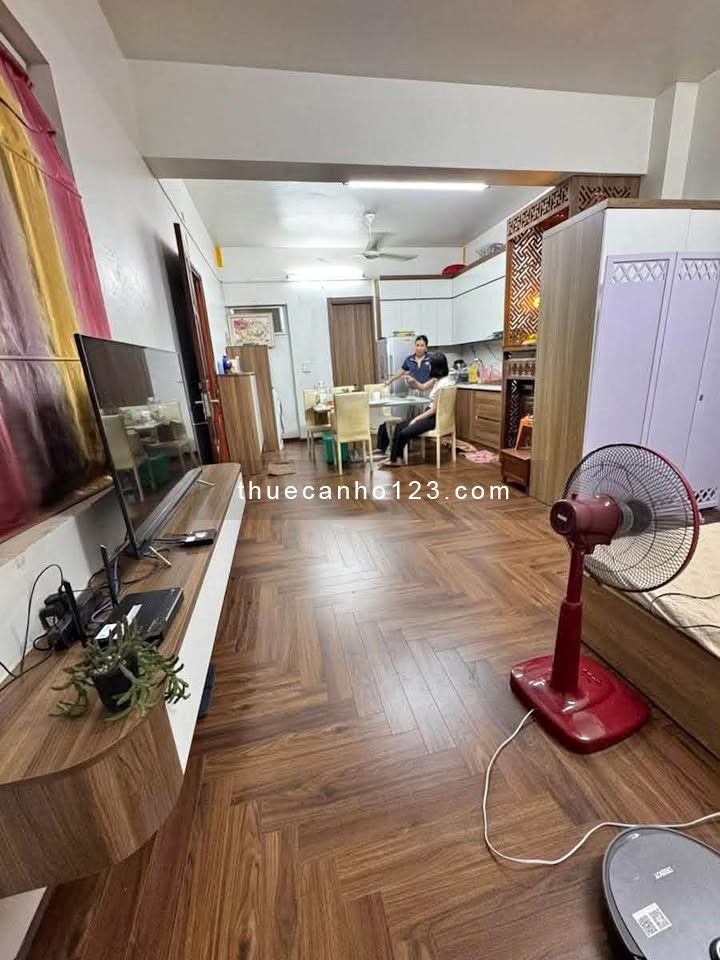 Cao ốc Phú Nhuận cho thuê căn 85m2, 2PN, đầy đủ nội thất giá thuê chỉ 13 triệu/tháng - Ảnh 1