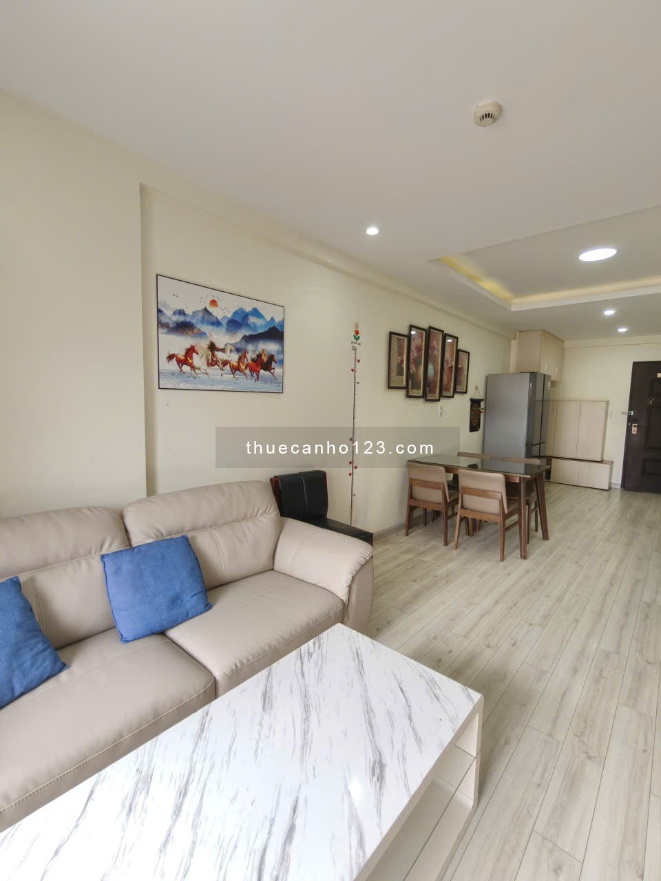 Cho thuê gấp căn hộ Scenic Valley , PMH , Quận 7, dt:71m2 , 2PN, 2WC , full nội thất, giá:15 triệu - Ảnh 1