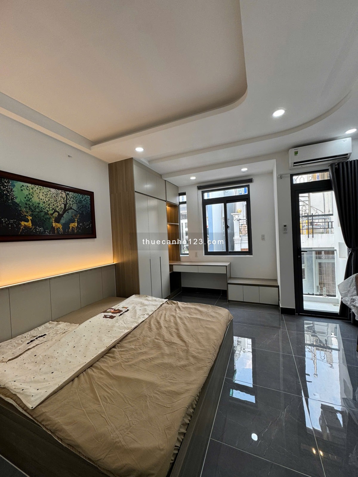 căn hộ mini ban công view toàn cảnh bếp xa Thích Quảng Đức gần Bình Thạnh , Quận 1, Quận 3 - Ảnh 1