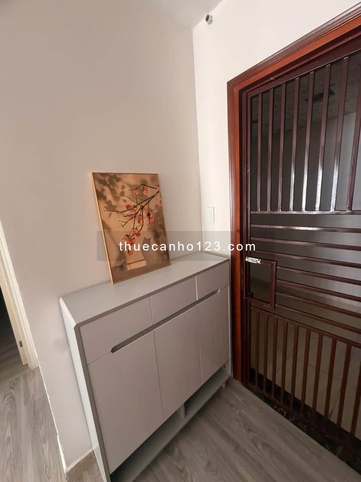 Cho thuê căn hộ Cộng Hoà Garden DT 65m2, 2PN, đủ nội thất cơ bản, giá thuê 13,5 triệu/tháng - Ảnh 2