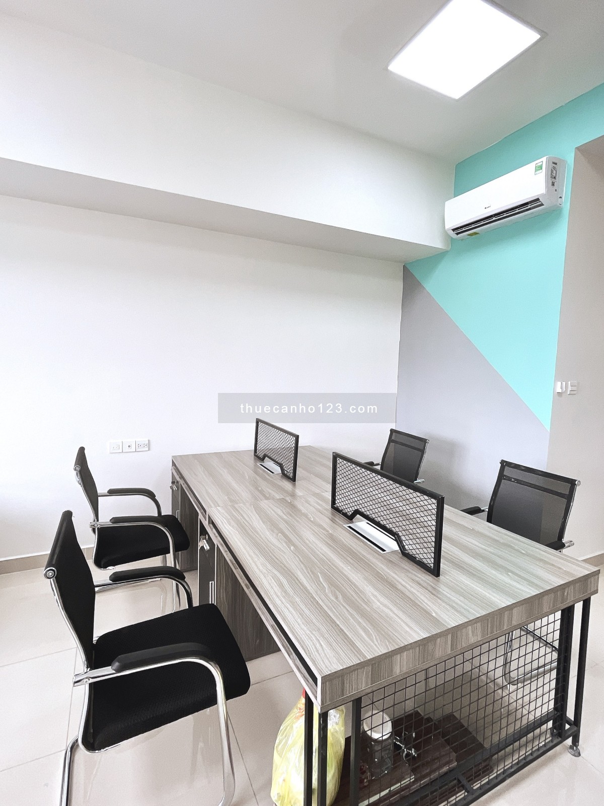 Trống sẵn cho thuê văn phòng full nội thất 43m2 The Sun Avenue - Ảnh 6
