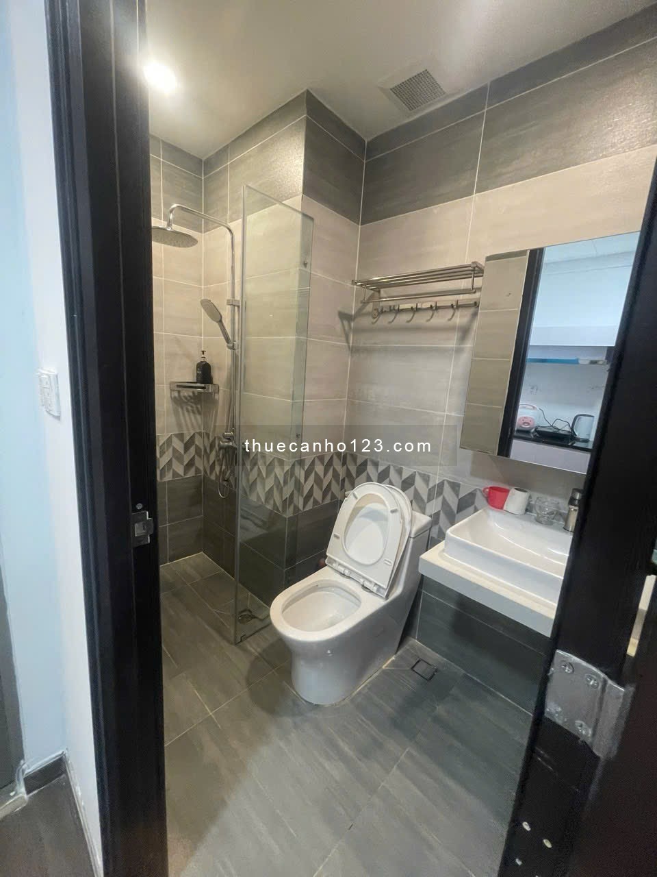 CHO THUÊ CĂN HỘ #miulennium QUẬN 4 offictel Diện tích 35m2 Tl nhẹ Giá thuê : 12 triệuFu - Ảnh 4