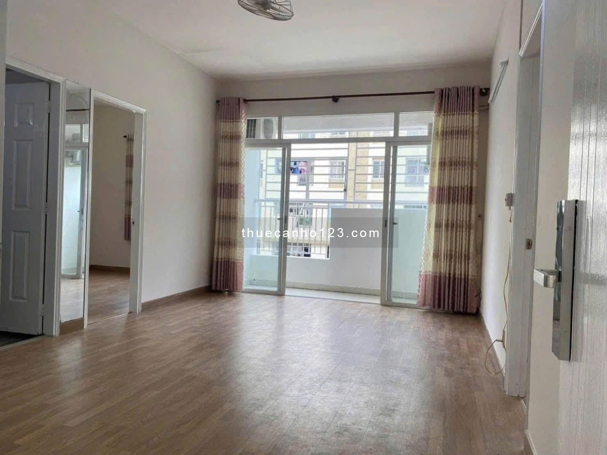 Căn Hộ Oriental Plaza- 116m2, 3PN, Nội thất cơ bản, giá 13.5 tr/th - Ảnh 1