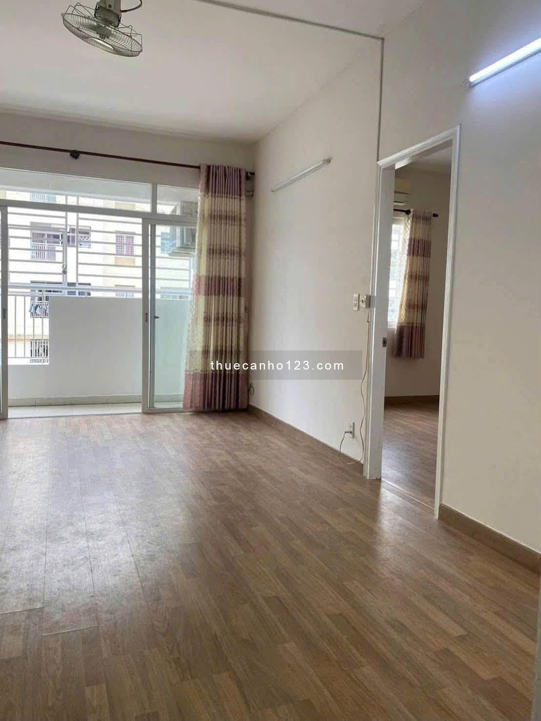 Căn Hộ Oriental Plaza- 116m2, 3PN, Nội thất cơ bản, giá 13.5 tr/th - Ảnh 5