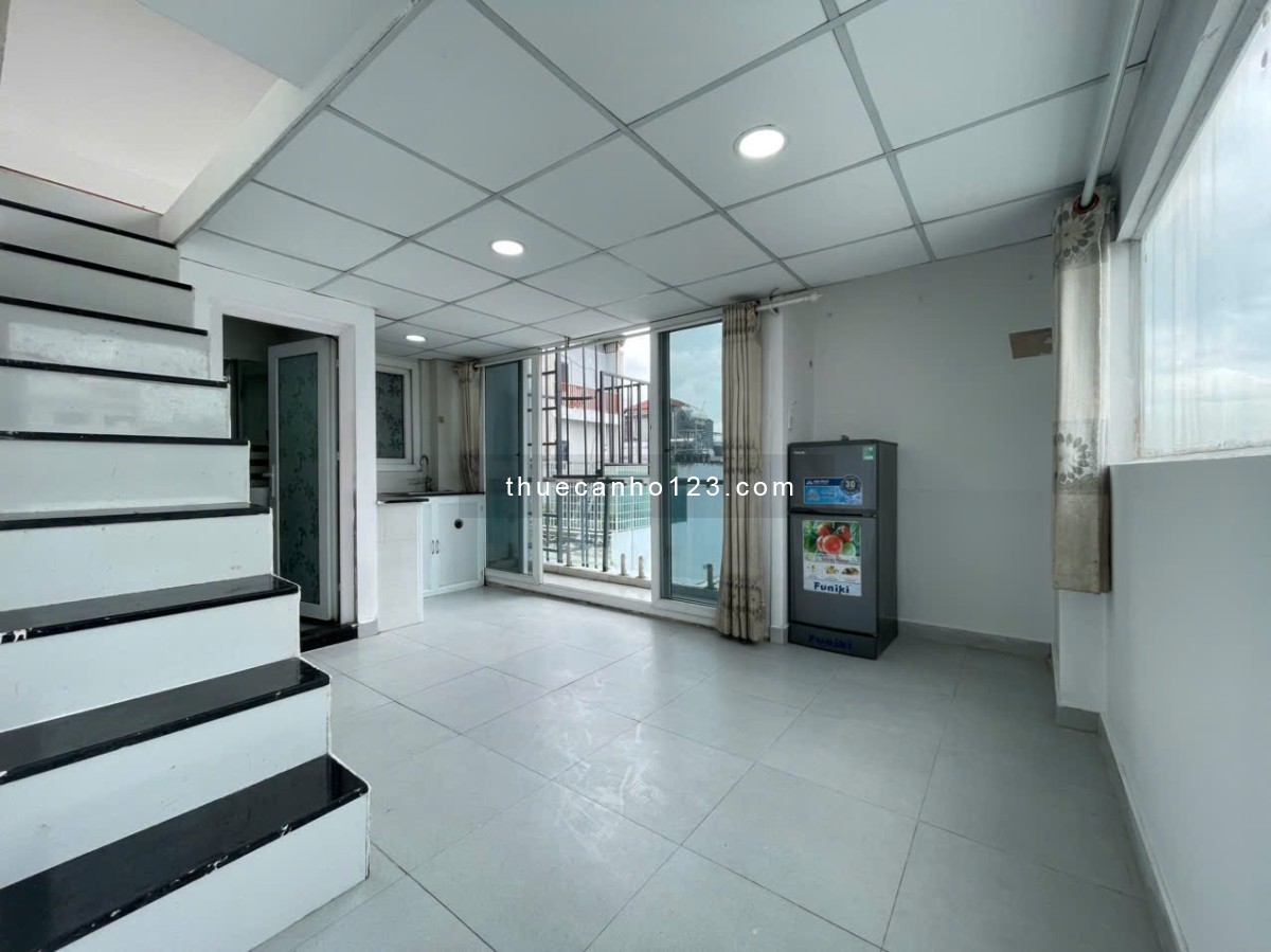 Cho thuê căn hộ duplex ban công, Dương Quảng Hàm - Ảnh 1