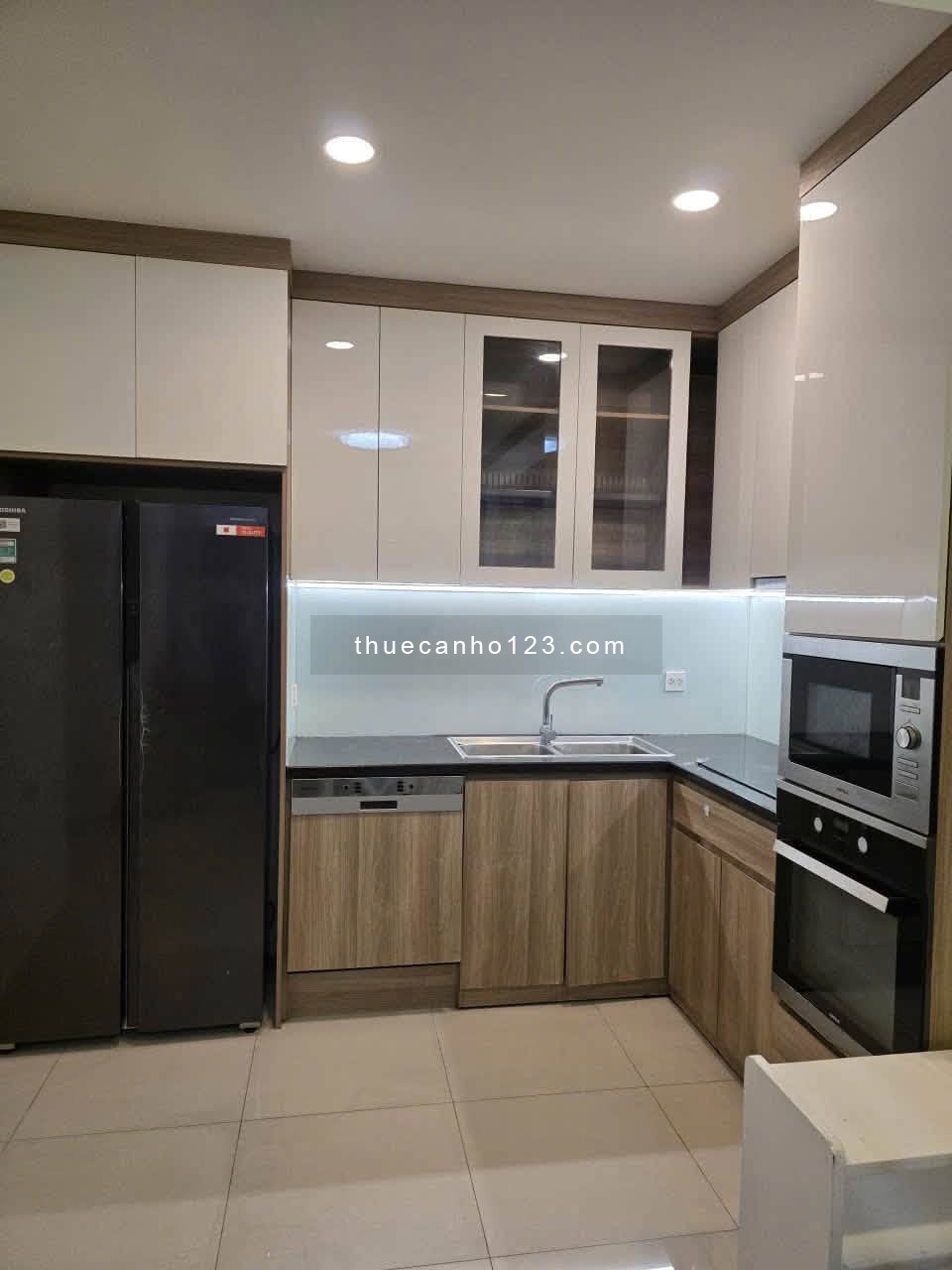 Sẵn pass xem nhà 2PN The Sun Avenue chỉ 18tr/tháng - Ảnh 2