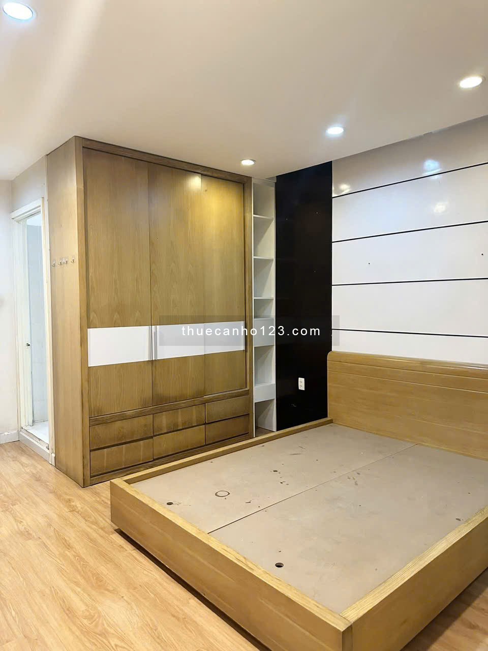 Cho thuê căn hộ dịch vụ gần Coopmart Trường Chinh DT 90m2, 2PN, đủ nội thất, giá 9,5 triệu/tháng - Ảnh 5