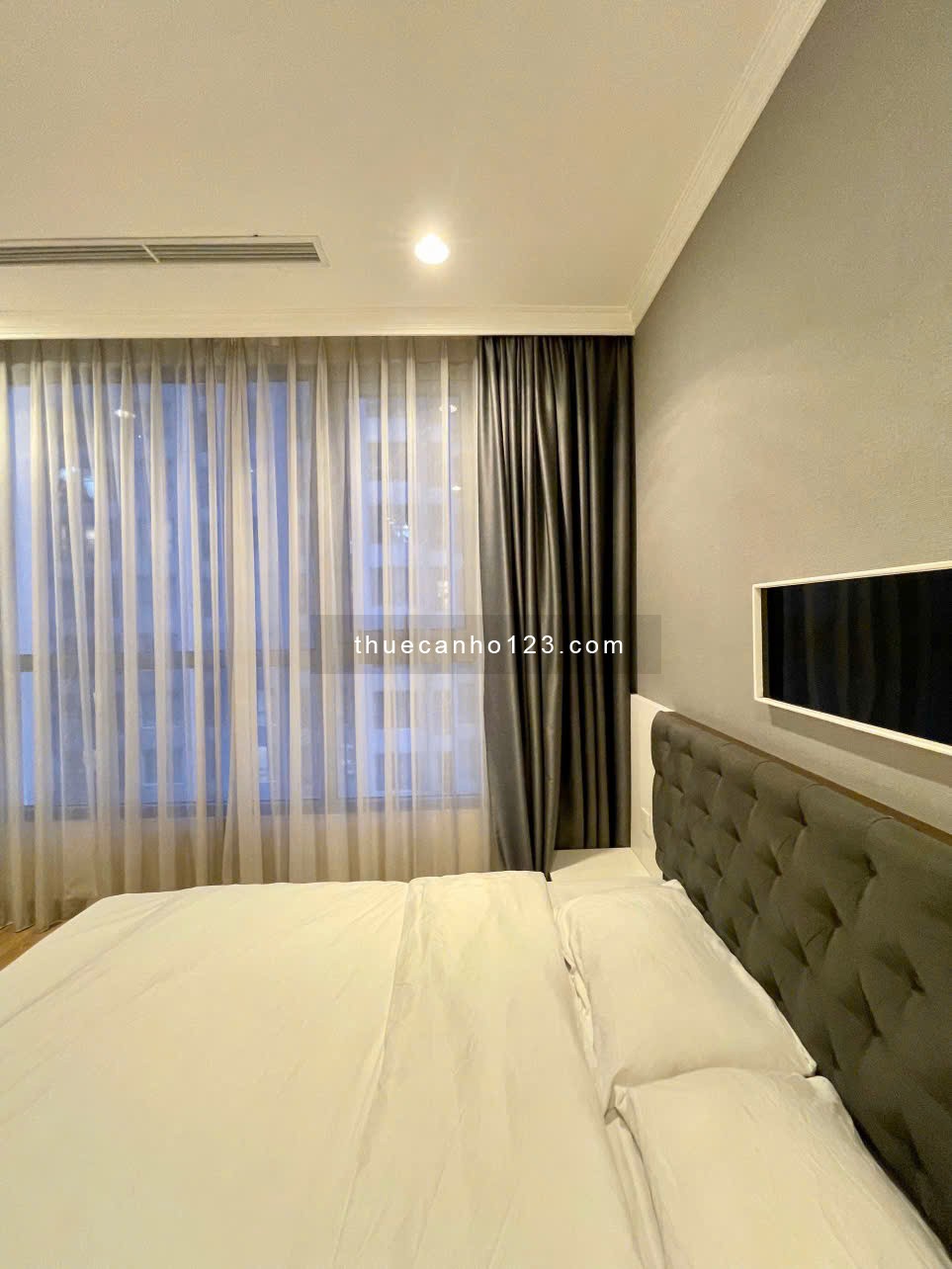 Tôi cần cho thuê ngắn hạn, hoặc dài dạn căn hộ Park 9 chung cư Times city - Ảnh 2
