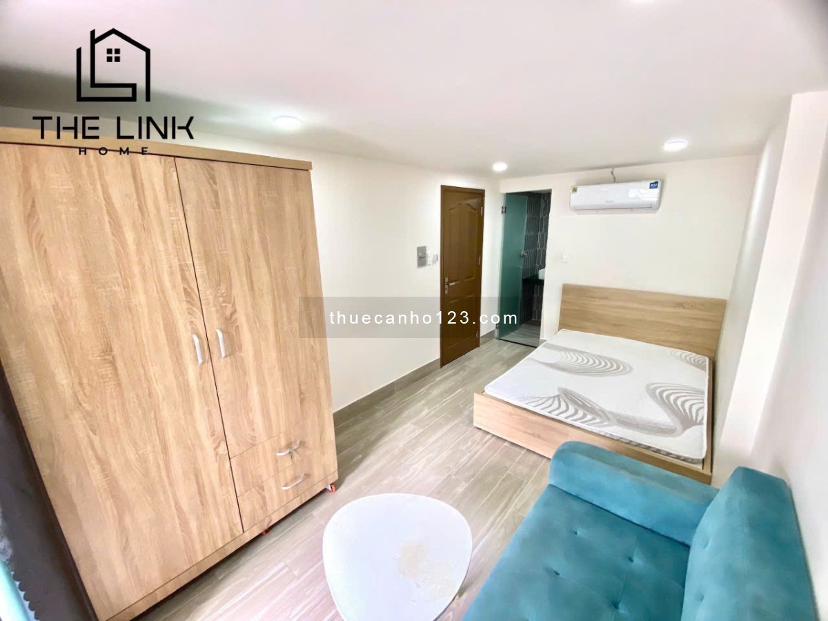 Cho thuê căn hộ 1PN tách bếp cửa sổ thoáng máy giặt riêng Ung Văn Khiêm gần Hàng Xanh tiện qua Q1,Q2 - Ảnh 3