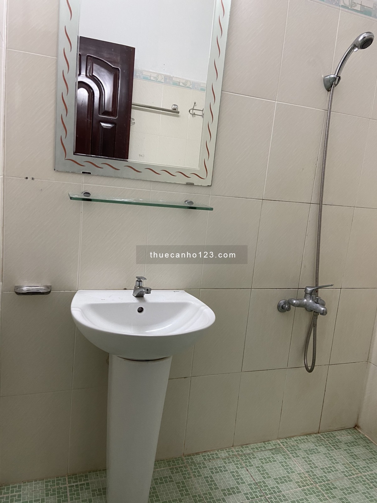 Cho thuê căn hộ 30m2 nội thất đầy đủ, cạnh đài truyền hình, sân vận động Hoa Lư Quận 1, 6.5tr/tháng. - Ảnh 2