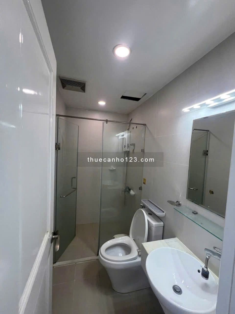 Cộng Hòa Plaza-141 Cộng Hòa căn hộ 3p ngủ giá 12tr/tháng - Ảnh 5