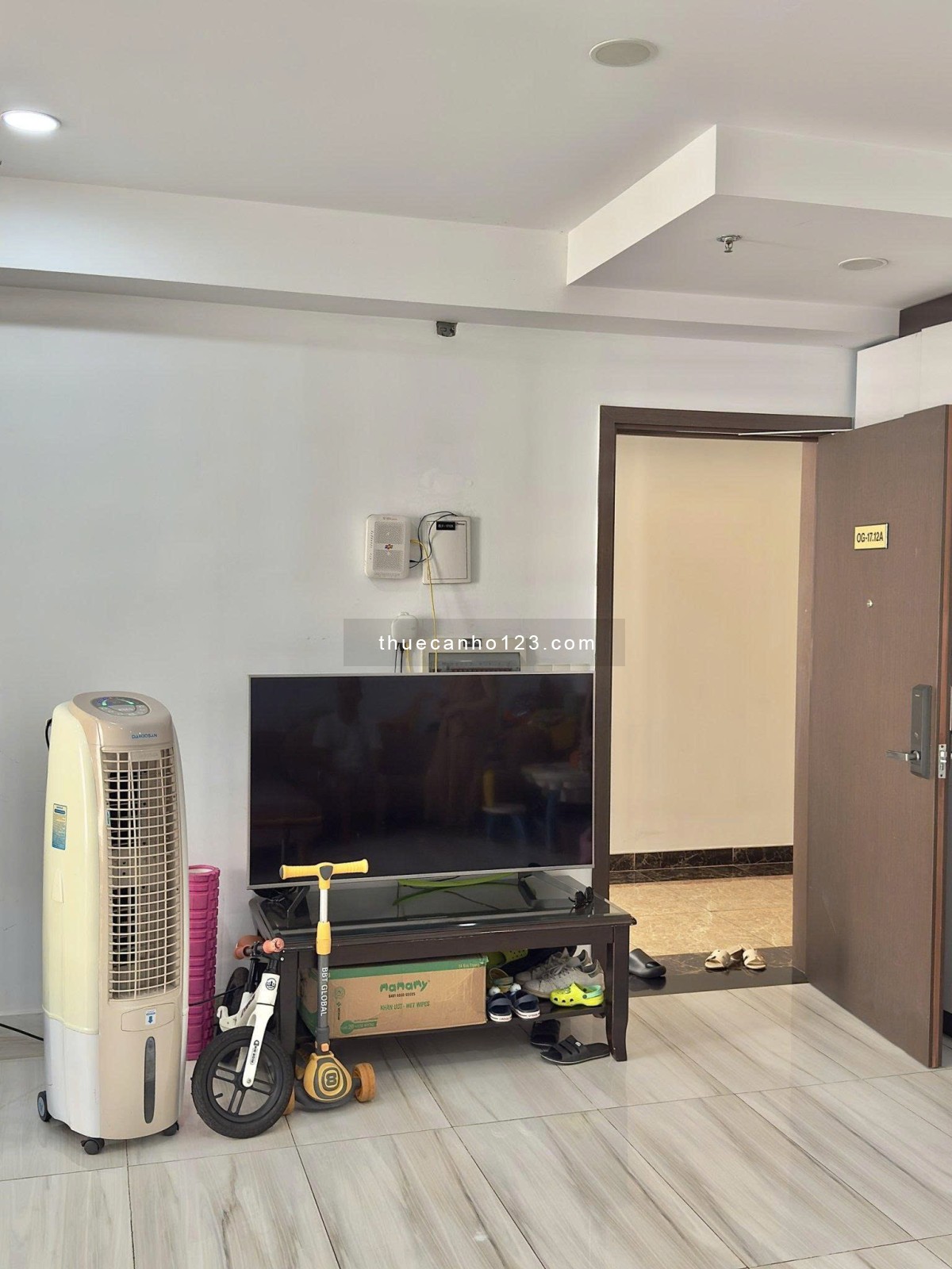 Idico Tân Phú - 262 Lũy Bán Bích căn góc 110m2, 3p ngủ, NTCC giá 15tr/tháng - Ảnh 1