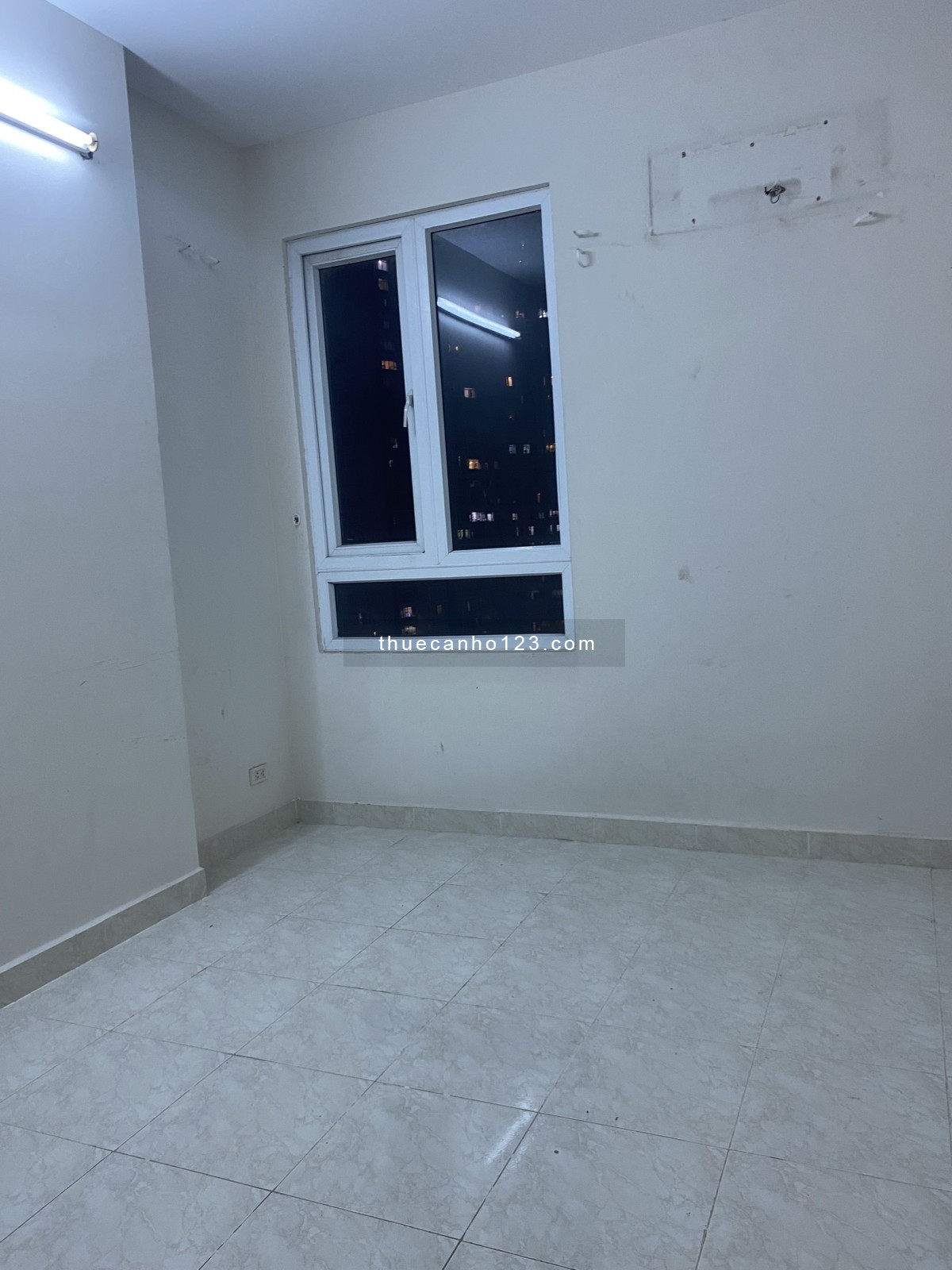 Cho thuê căn 2PN mới 100% tại chung cư RIVERISDE 90 NGUYỄN HỮU CẢNH. Lh 0902257949 Quỳnh - Ảnh 3