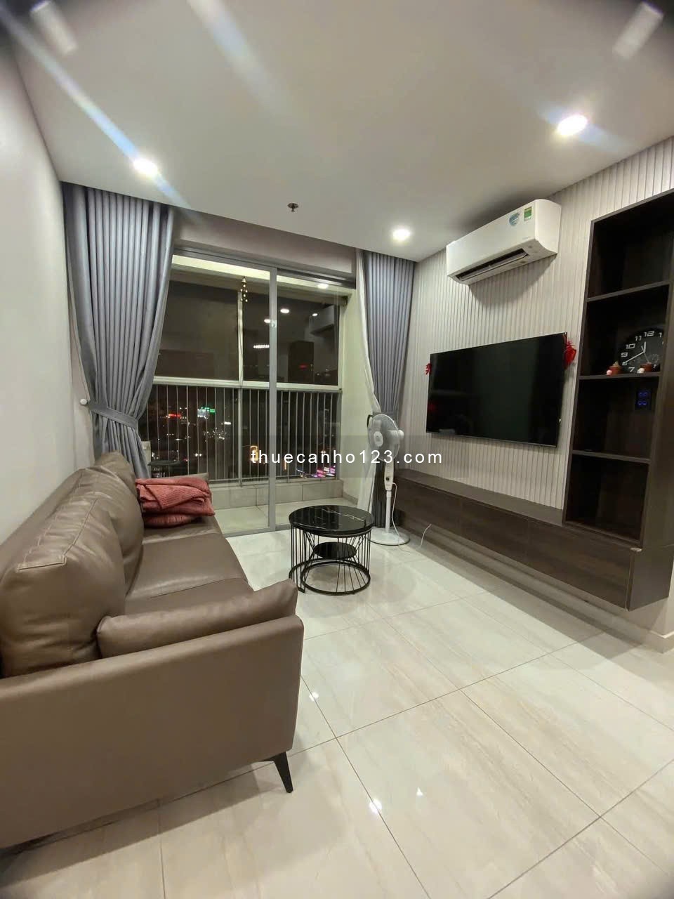 Cho thuê chung cư Cao cấp Saigon AirPort Plaza DT 75m2 2PN Full NT giá 16Tr - Ảnh 1