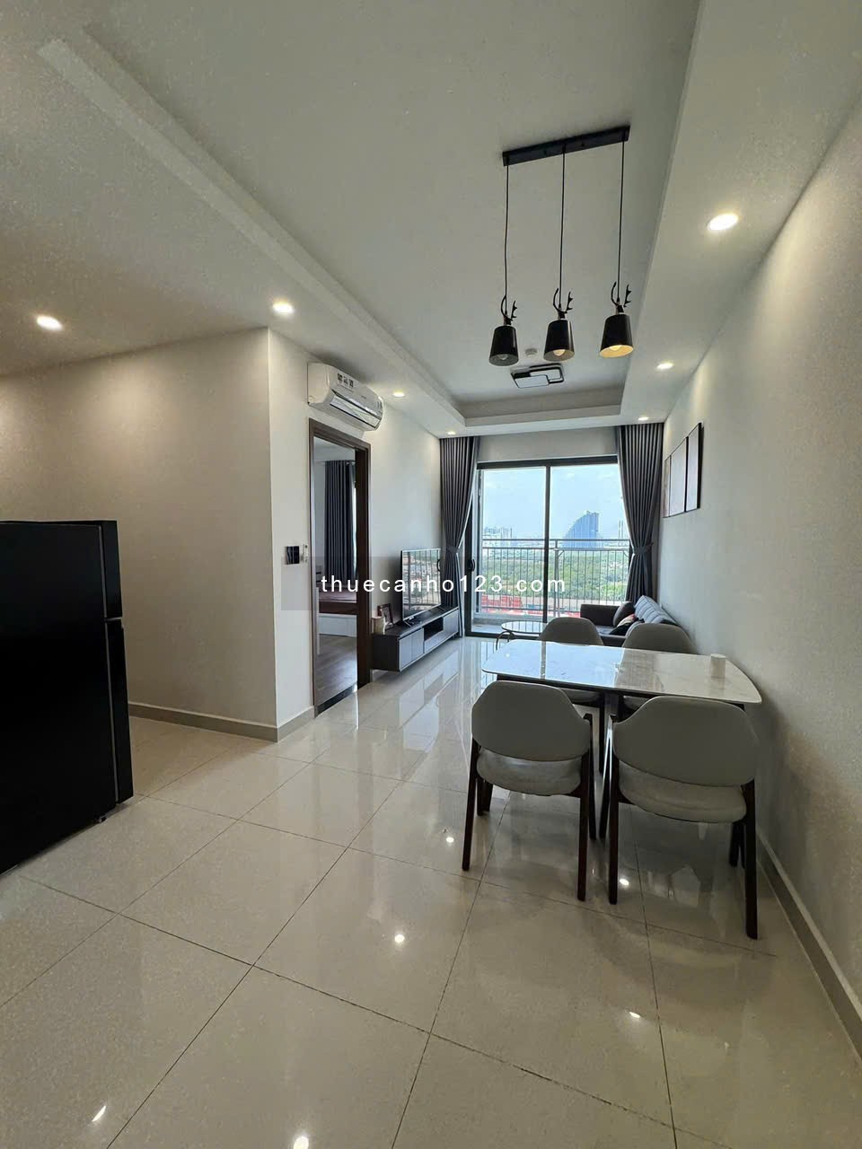 CCCC Golden, Phổ Quang, PN: 77m2, 2p ngủ, NT mới, 16triệu - Ảnh 1