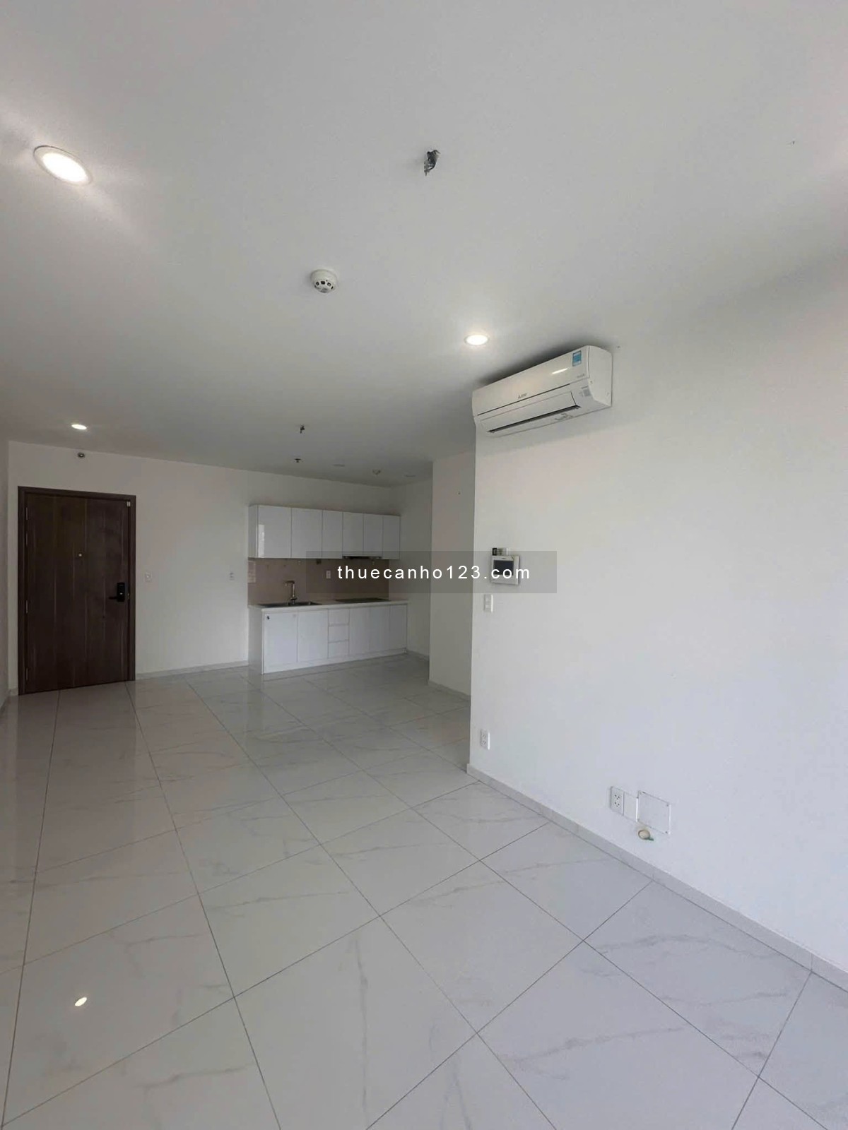 Chung cư tín phong- 12 View 2PN, Ko nội thất, 79m2 giá 7.5tr/th nhận nhà liền - Ảnh 2