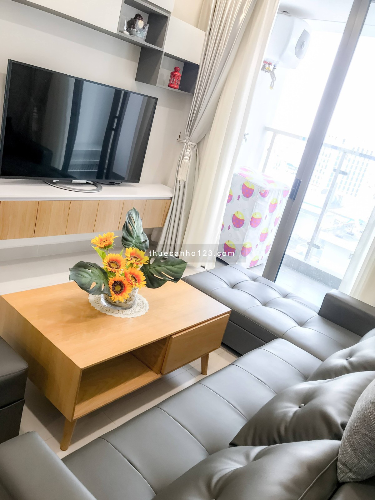 Căn hộ Kingston Phú Nhuận cho thuê 2 Phòng ngủ, Nội thất đẹp, Giá 18Tr/ tháng - Ảnh 1