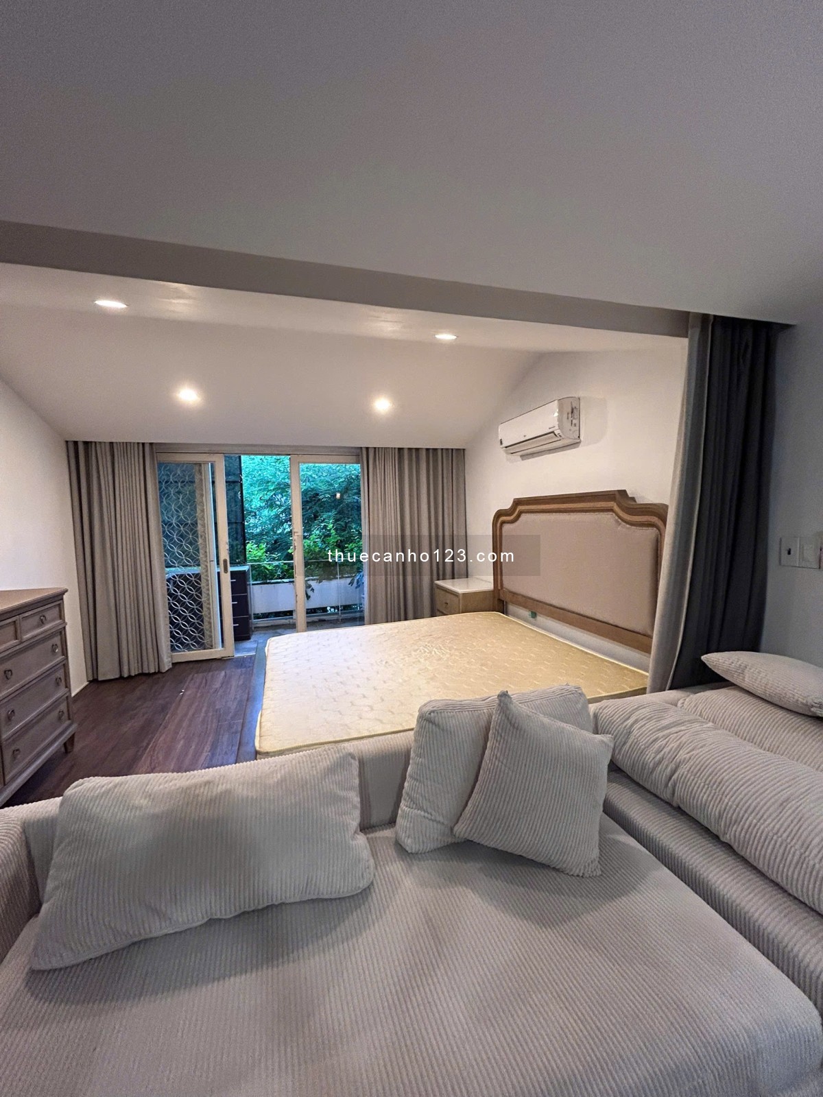 PHÒNG 45m2 BAN CÔNG THOÁNG FULL NỘI THẤT NGAY GIÁP QUẬN 1- ĐƯỜNG CHU VĂN AN, BÌNH THẠNH - Ảnh 3