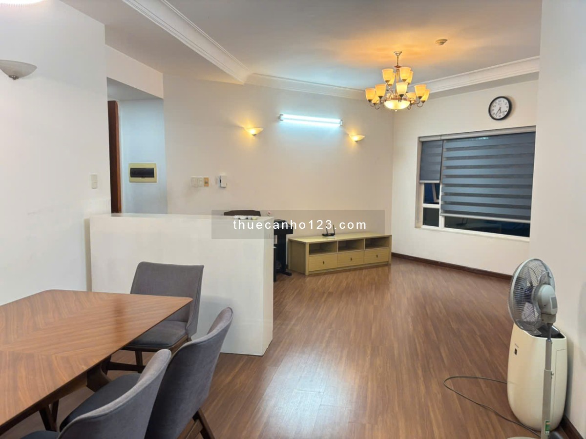 Cho thuê căn hộ Cao Ốc Phú Nhuận - Hoàng Minh Giám DT 140m2, 3PN, gần cv Gia Định, giá 20 triệu - Ảnh 1