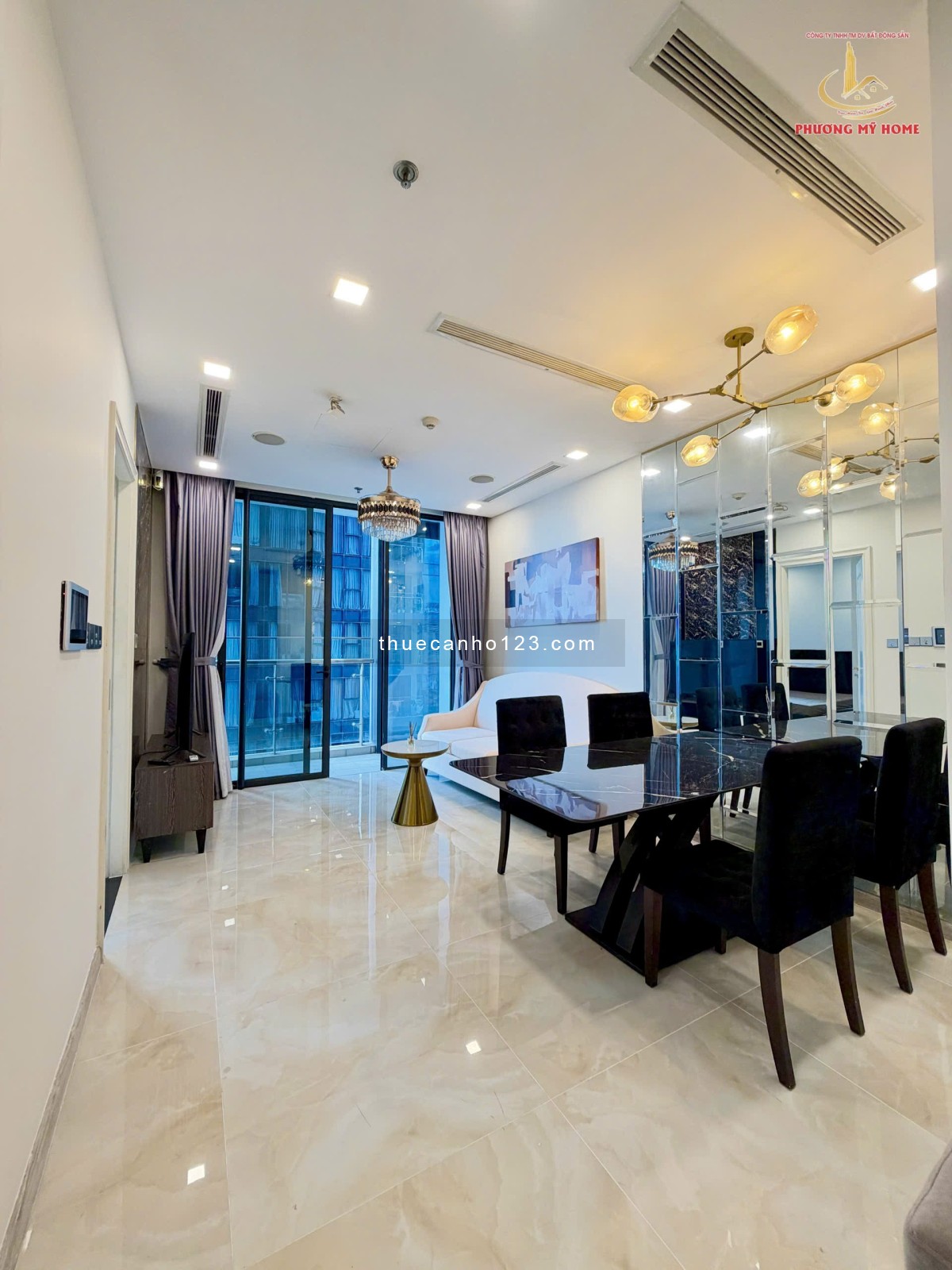 VINHOMES GOLDEN RIVER Q1 – 2PN VIEW THOÁNG - Ảnh 1
