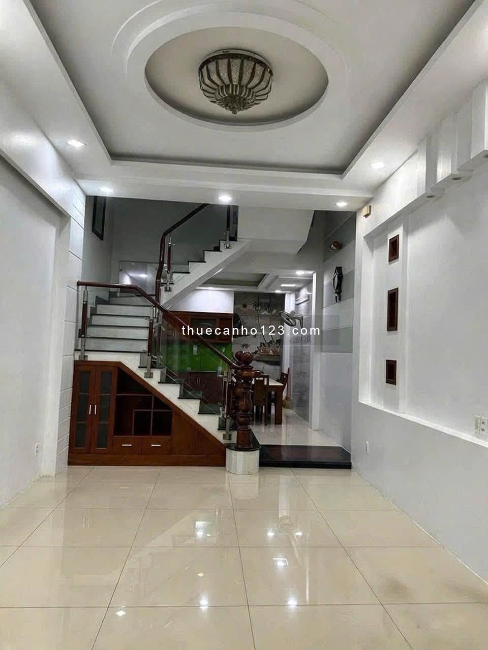 Nhà nguyên căn 2PN,2Wc trước nhà có thể KD nhỏ,đường ô tô Q. Phú Nhuận - Ảnh 1