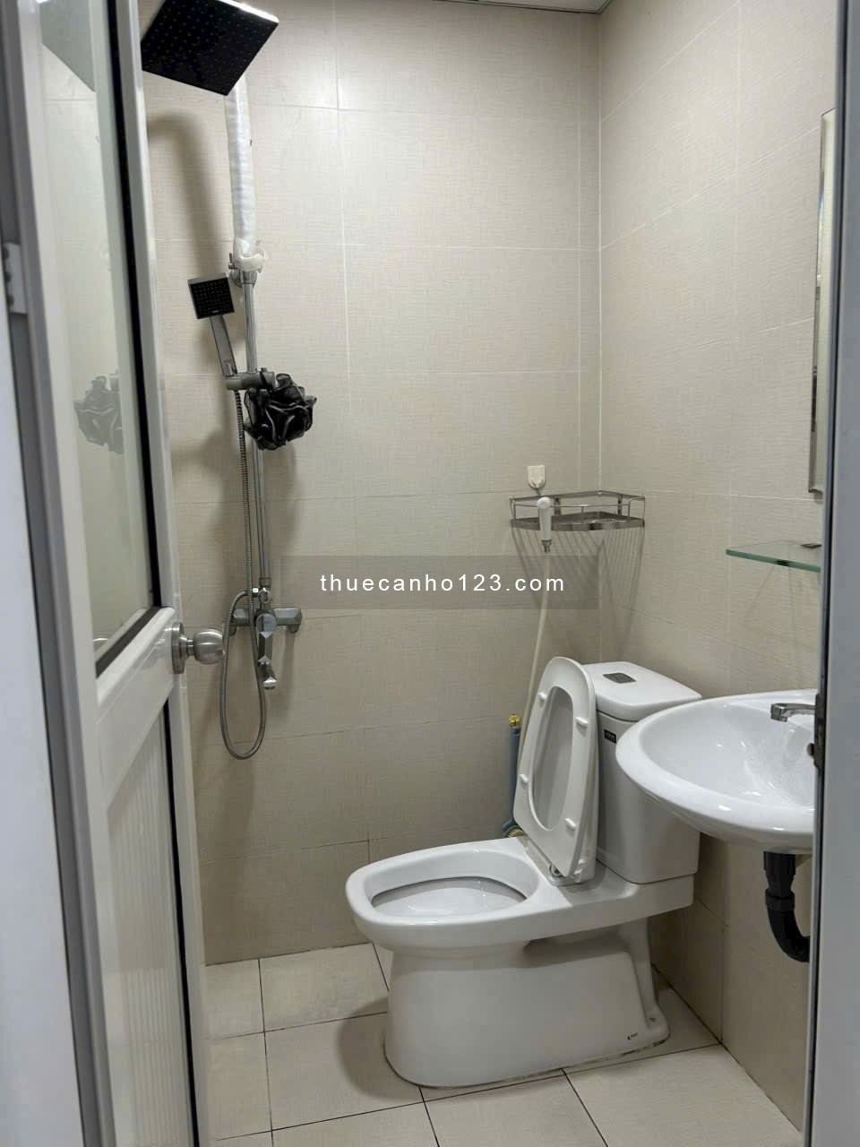 Chung cư Riverside 90 Nguyễn Hữu Cảnh cho thuê căn 2PN DT 65m2 có NT mới giá 13,5 triệu/tháng - Ảnh 5