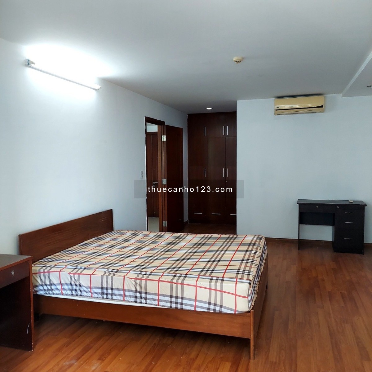 Căn Hộ Chung Cư BMC - Võ Văn Kiệt Quận 1 90m2/ 2 Phòng Ngủ/ 15TR/Tel 0906.887.586 - Ảnh 3